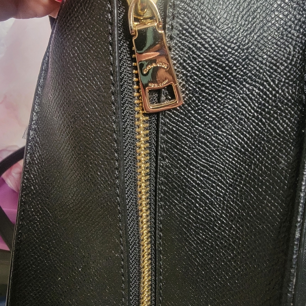 AUTHENTIC 2016 black  leather Coach Baby bag. Has shoulder strap and handles. - Picture 12 of 16